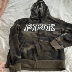 PINK. JUMP SUIT. CAMOUFLAGE green